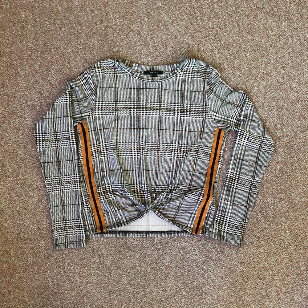 Long sleeve crop top